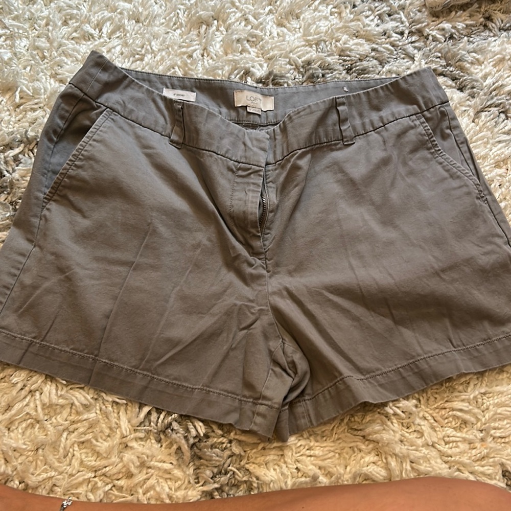 Loft Outlet 4” shorts. Gray. Lightly used